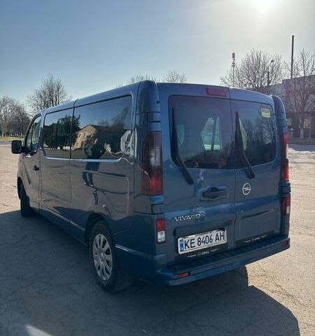 Синий Опель Виваро, объемом двигателя 1.6 л и пробегом 260 тыс. км за 16500 $, фото 1 на Automoto.ua