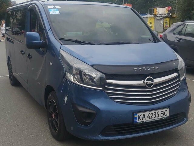 Синій Опель Віваро, об'ємом двигуна 1.6 л та пробігом 275 тис. км за 17800 $, фото 1 на Automoto.ua