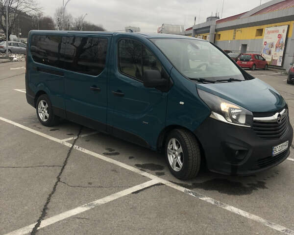 Зеленый Опель Виваро, объемом двигателя 1.6 л и пробегом 300 тыс. км за 14800 $, фото 1 на Automoto.ua