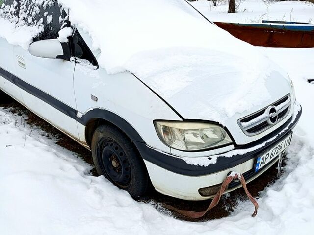 Белый Опель Зафира, объемом двигателя 2 л и пробегом 23500 тыс. км за 1100 $, фото 1 на Automoto.ua