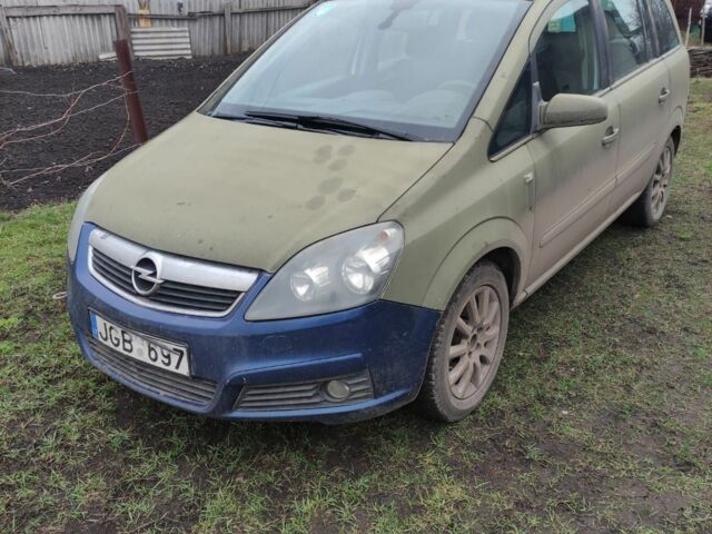 Белый Опель Зафира, объемом двигателя 1.9 л и пробегом 317 тыс. км за 2650 $, фото 1 на Automoto.ua