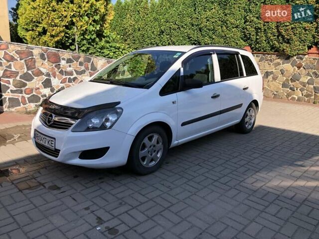 Білий Опель Зафіра, об'ємом двигуна 1.6 л та пробігом 202 тис. км за 6800 $, фото 1 на Automoto.ua
