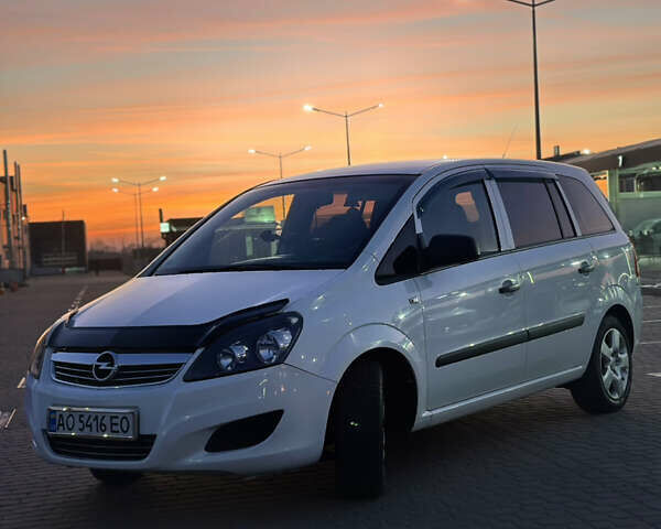 Білий Опель Зафіра, об'ємом двигуна 1.6 л та пробігом 269 тис. км за 5400 $, фото 1 на Automoto.ua
