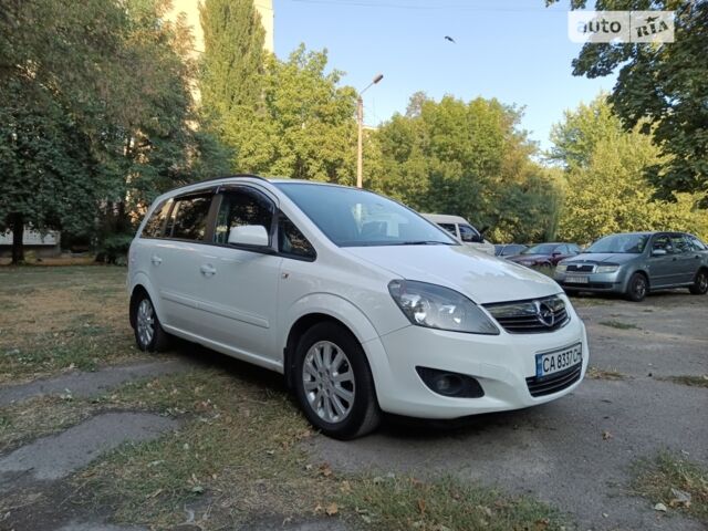 Білий Опель Зафіра, об'ємом двигуна 1.8 л та пробігом 253 тис. км за 7050 $, фото 1 на Automoto.ua