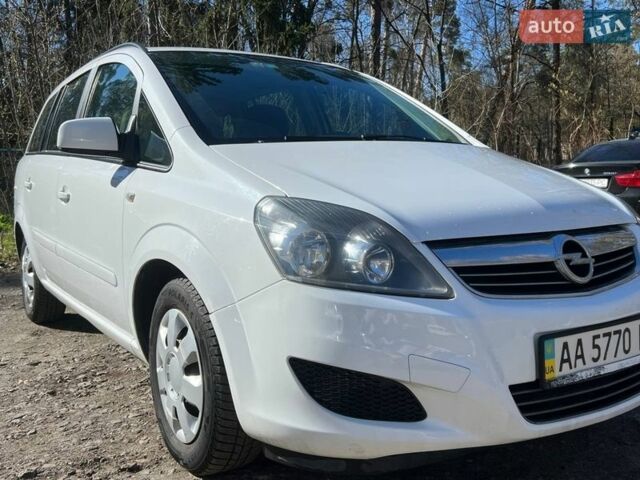 Білий Опель Зафіра, об'ємом двигуна 1.6 л та пробігом 166 тис. км за 7650 $, фото 1 на Automoto.ua