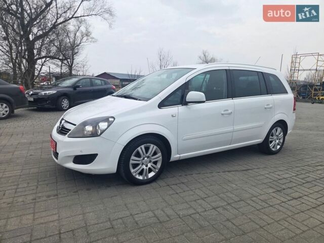 Белый Опель Зафира, объемом двигателя 1.7 л и пробегом 219 тыс. км за 7999 $, фото 1 на Automoto.ua