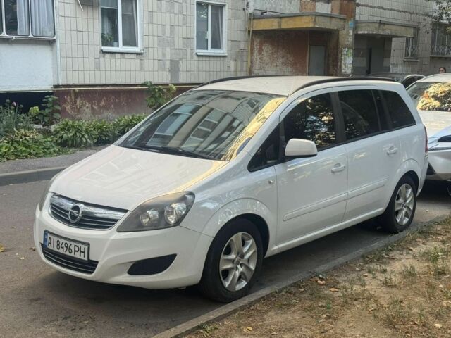 Білий Опель Зафіра, об'ємом двигуна 1.7 л та пробігом 327 тис. км за 5901 $, фото 1 на Automoto.ua
