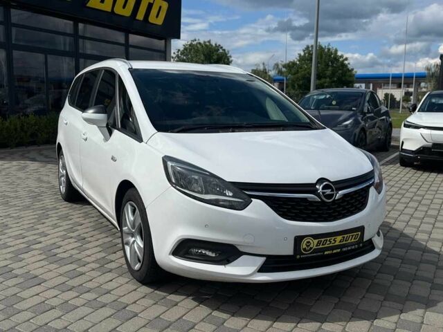 Білий Опель Зафіра, об'ємом двигуна 2 л та пробігом 250 тис. км за 11200 $, фото 1 на Automoto.ua