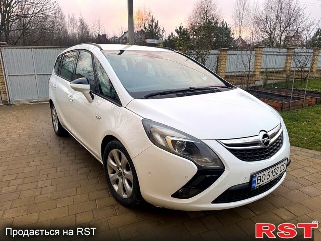 Білий Опель Зафіра, об'ємом двигуна 2 л та пробігом 255 тис. км за 11500 $, фото 1 на Automoto.ua