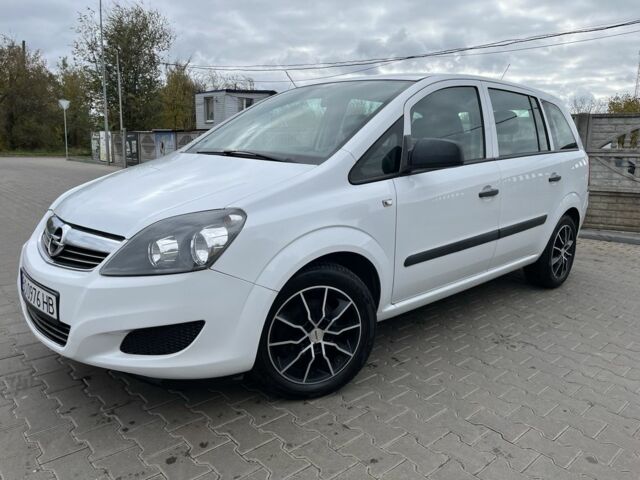 Опель Зафира 2011 в Кривом Роге на Automoto.ua Белый Опель Зафира, объемом двигателя 1.6 л и пробегом 244 тыс. км за 6799 $, фото 1 на Automoto.ua