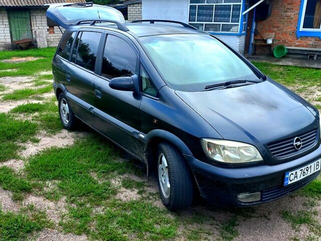 Черный Опель Зафира, объемом двигателя 2 л и пробегом 0 тыс. км за 3805 $, фото 1 на Automoto.ua