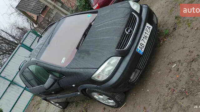 Черный Опель Зафира, объемом двигателя 2.2 л и пробегом 220 тыс. км за 2900 $, фото 1 на Automoto.ua