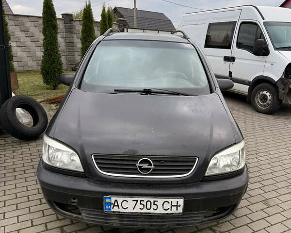 Черный Опель Зафира, объемом двигателя 2.2 л и пробегом 300 тыс. км за 1700 $, фото 1 на Automoto.ua