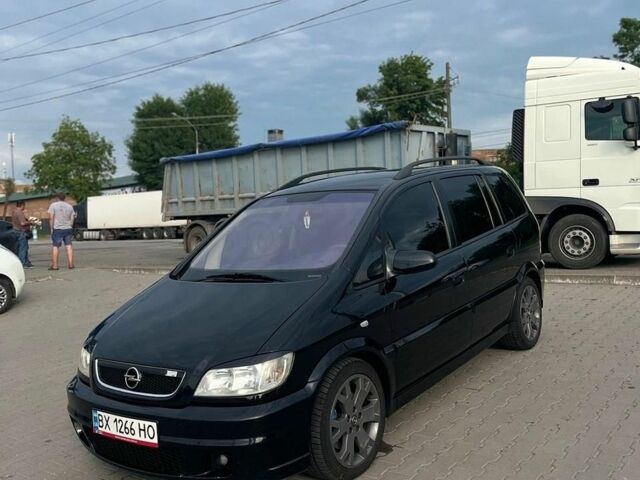 Черный Опель Зафира, объемом двигателя 2 л и пробегом 251 тыс. км за 5800 $, фото 1 на Automoto.ua