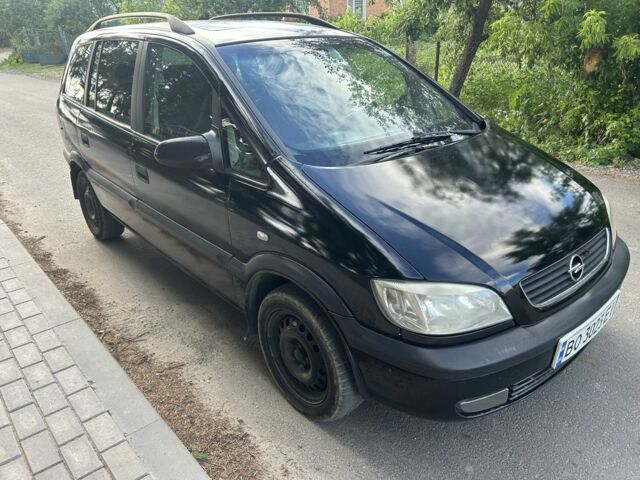 Черный Опель Зафира, объемом двигателя 2 л и пробегом 250 тыс. км за 2200 $, фото 1 на Automoto.ua