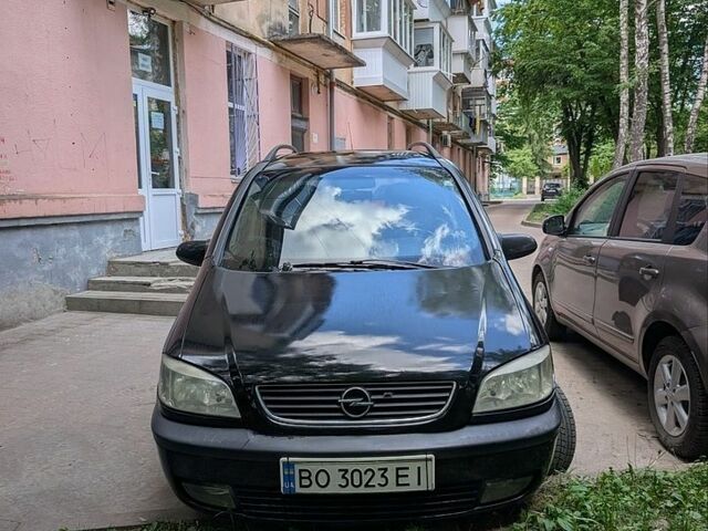 Черный Опель Зафира, объемом двигателя 2 л и пробегом 366 тыс. км за 2300 $, фото 1 на Automoto.ua