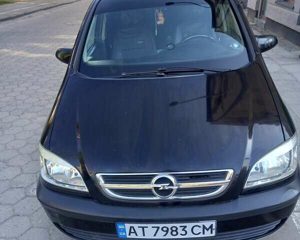 Черный Опель Зафира, объемом двигателя 2.2 л и пробегом 310 тыс. км за 4500 $, фото 1 на Automoto.ua