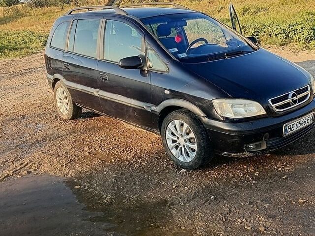 Чорний Опель Зафіра, об'ємом двигуна 2.2 л та пробігом 320 тис. км за 5000 $, фото 1 на Automoto.ua