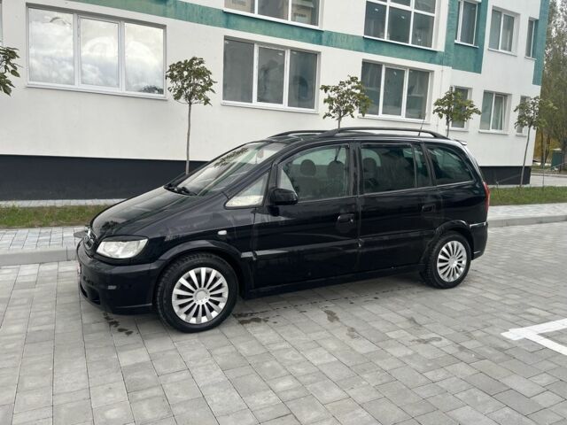 Черный Опель Зафира, объемом двигателя 2.2 л и пробегом 350 тыс. км за 1950 $, фото 1 на Automoto.ua