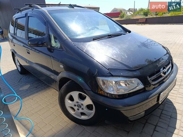 Чорний Опель Зафіра, об'ємом двигуна 2 л та пробігом 303 тис. км за 4200 $, фото 1 на Automoto.ua