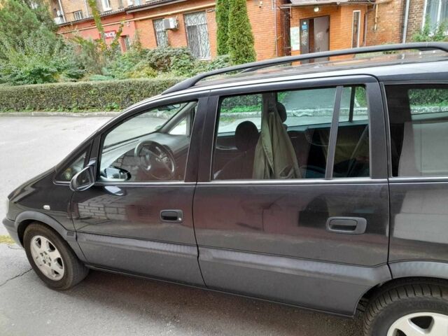 Черный Опель Зафира, объемом двигателя 0 л и пробегом 263 тыс. км за 3561 $, фото 1 на Automoto.ua