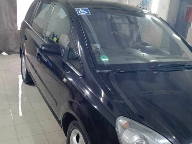 Черный Опель Зафира, объемом двигателя 2.2 л и пробегом 270 тыс. км за 4000 $, фото 1 на Automoto.ua