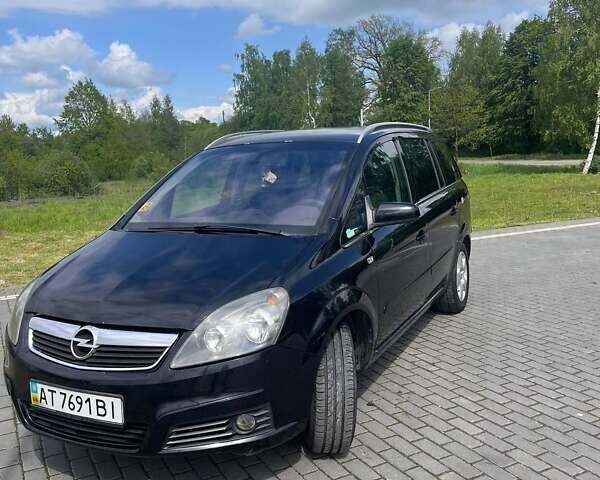 Чорний Опель Зафіра, об'ємом двигуна 1.8 л та пробігом 225 тис. км за 6100 $, фото 1 на Automoto.ua