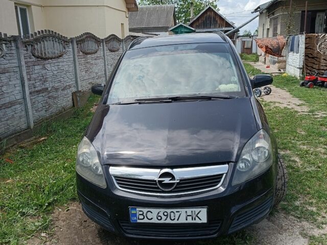 Черный Опель Зафира, объемом двигателя 1.9 л и пробегом 475 тыс. км за 4999 $, фото 1 на Automoto.ua