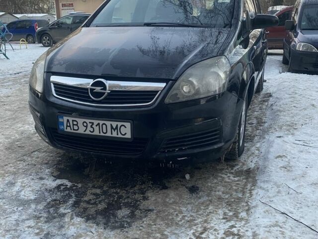 Черный Опель Зафира, объемом двигателя 1.6 л и пробегом 274 тыс. км за 6500 $, фото 1 на Automoto.ua