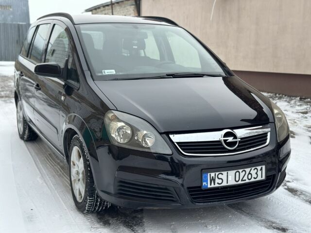 Черный Опель Зафира, объемом двигателя 1.9 л и пробегом 300 тыс. км за 2300 $, фото 1 на Automoto.ua