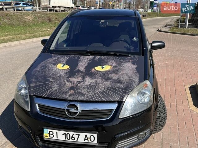 Черный Опель Зафира, объемом двигателя 1.8 л и пробегом 125 тыс. км за 6400 $, фото 1 на Automoto.ua