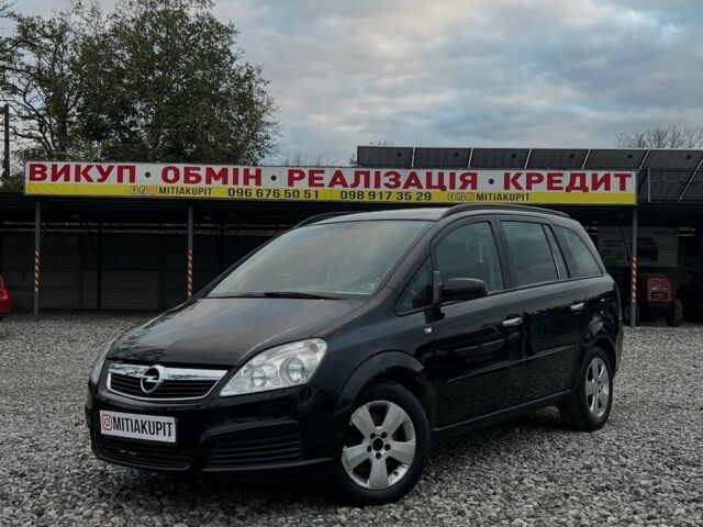 Черный Опель Зафира, объемом двигателя 0 л и пробегом 200 тыс. км за 5500 $, фото 1 на Automoto.ua