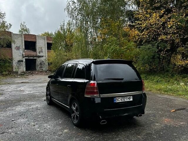 Чорний Опель Зафіра, об'ємом двигуна 2 л та пробігом 392 тис. км за 5700 $, фото 1 на Automoto.ua