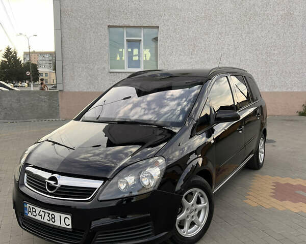 Чорний Опель Зафіра, об'ємом двигуна 1.6 л та пробігом 321 тис. км за 5500 $, фото 1 на Automoto.ua