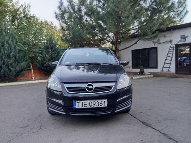 Черный Опель Зафира, объемом двигателя 2 л и пробегом 3 тыс. км за 2555 $, фото 1 на Automoto.ua