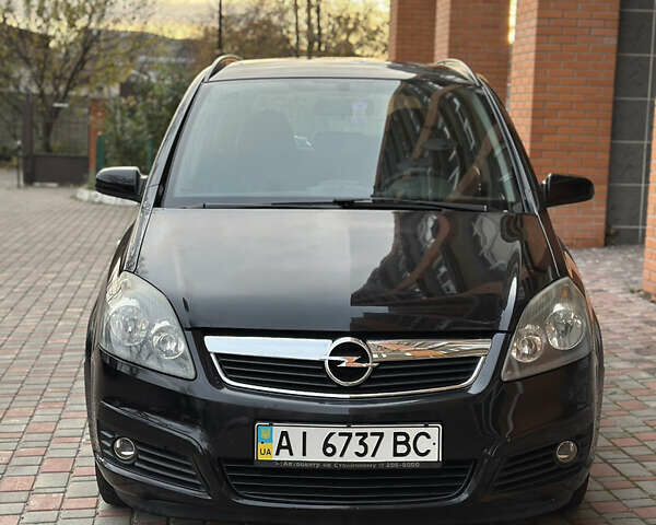 Чорний Опель Зафіра, об'ємом двигуна 1.8 л та пробігом 107 тис. км за 8200 $, фото 1 на Automoto.ua