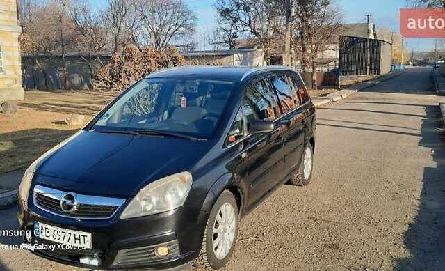 Чорний Опель Зафіра, об'ємом двигуна 1.6 л та пробігом 293 тис. км за 5800 $, фото 1 на Automoto.ua