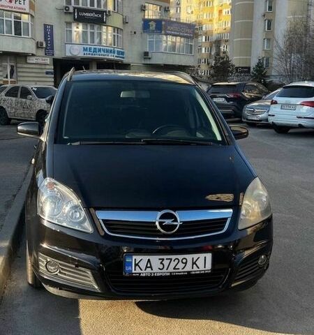 Черный Опель Зафира, объемом двигателя 1.8 л и пробегом 239 тыс. км за 6100 $, фото 1 на Automoto.ua