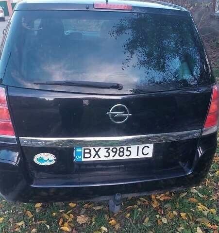 Черный Опель Зафира, объемом двигателя 1.8 л и пробегом 294 тыс. км за 6000 $, фото 1 на Automoto.ua