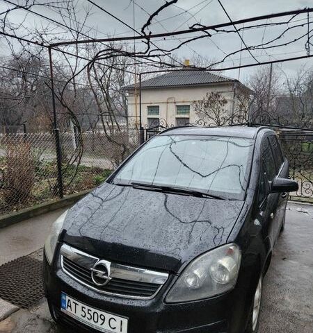 Черный Опель Зафира, объемом двигателя 1.9 л и пробегом 209 тыс. км за 5000 $, фото 1 на Automoto.ua