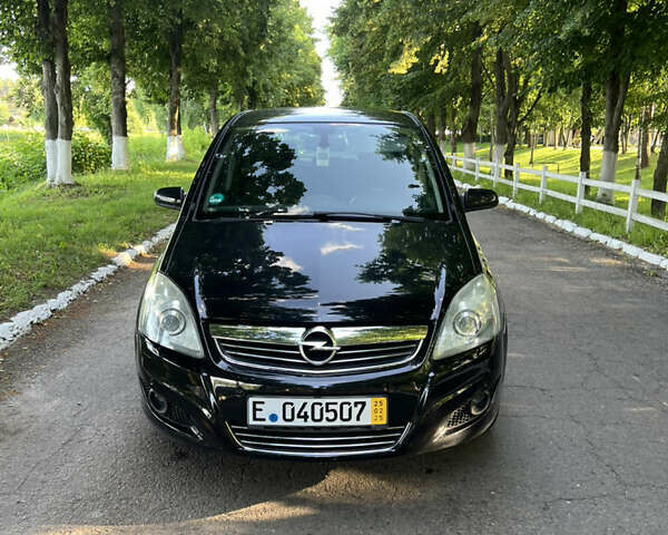 Чорний Опель Зафіра, об'ємом двигуна 1.8 л та пробігом 223 тис. км за 5800 $, фото 1 на Automoto.ua
