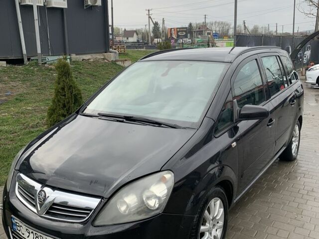 Черный Опель Зафира, объемом двигателя 1.6 л и пробегом 277 тыс. км за 4700 $, фото 1 на Automoto.ua