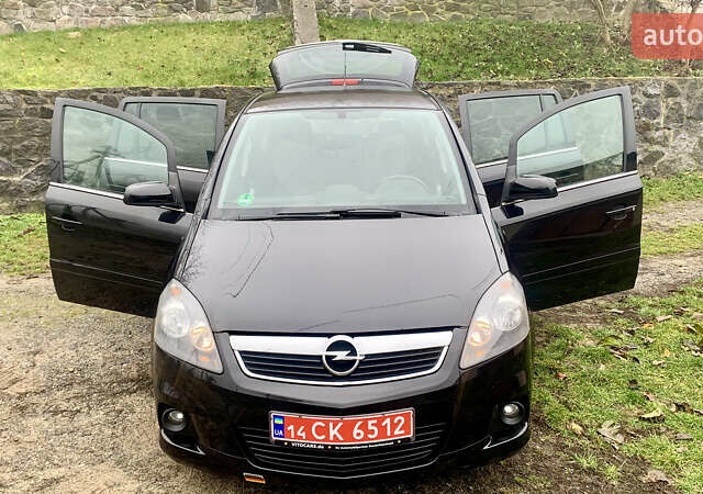 Черный Опель Зафира, объемом двигателя 1.8 л и пробегом 179 тыс. км за 6750 $, фото 1 на Automoto.ua