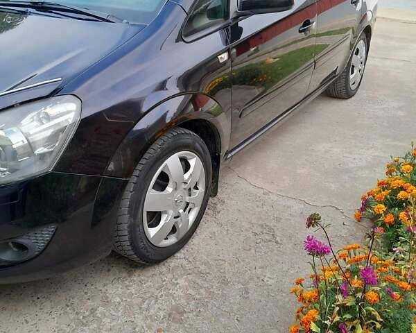 Чорний Опель Зафіра, об'ємом двигуна 1.69 л та пробігом 226 тис. км за 5600 $, фото 1 на Automoto.ua