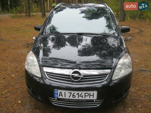 Черный Опель Зафира, объемом двигателя 0 л и пробегом 267 тыс. км за 7400 $, фото 1 на Automoto.ua
