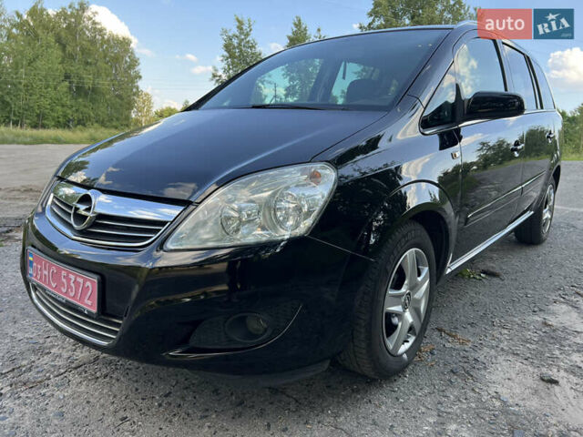 Черный Опель Зафира, объемом двигателя 1.6 л и пробегом 227 тыс. км за 6300 $, фото 1 на Automoto.ua