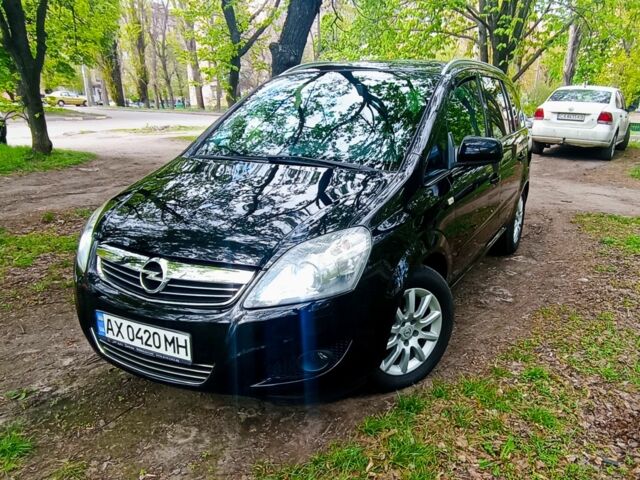 Чорний Опель Зафіра, об'ємом двигуна 1.8 л та пробігом 184 тис. км за 8500 $, фото 1 на Automoto.ua
