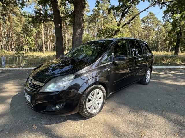 Чорний Опель Зафіра, об'ємом двигуна 1.9 л та пробігом 190 тис. км за 6799 $, фото 1 на Automoto.ua