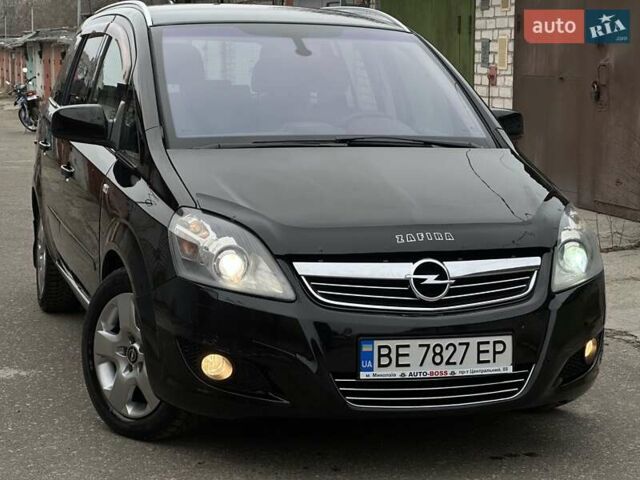 Черный Опель Зафира, объемом двигателя 1.91 л и пробегом 195 тыс. км за 6850 $, фото 1 на Automoto.ua