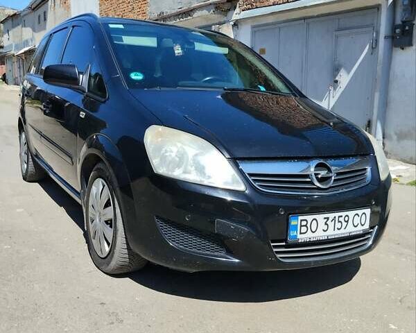 Чорний Опель Зафіра, об'ємом двигуна 1.7 л та пробігом 247 тис. км за 6400 $, фото 1 на Automoto.ua